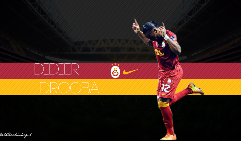 Галатасарай Дидье Дрогба на темном фоне