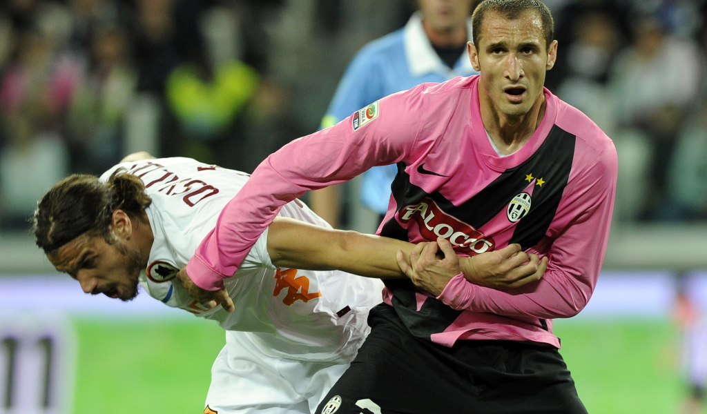 Ювентус Джорджо Кьеллини агрессивный игрок