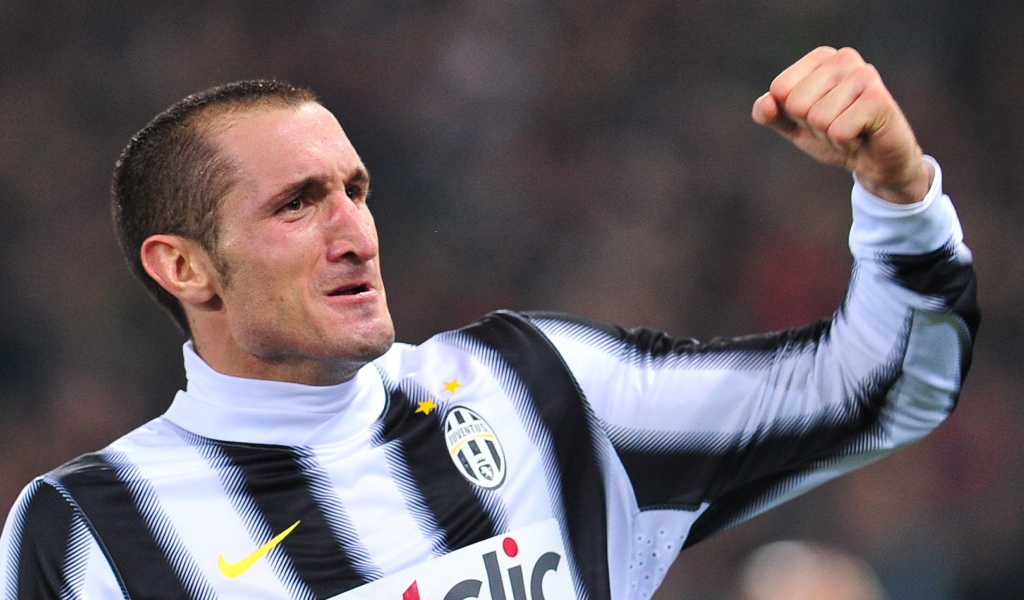 Ювентус Джорджо Кьеллини забивает гол