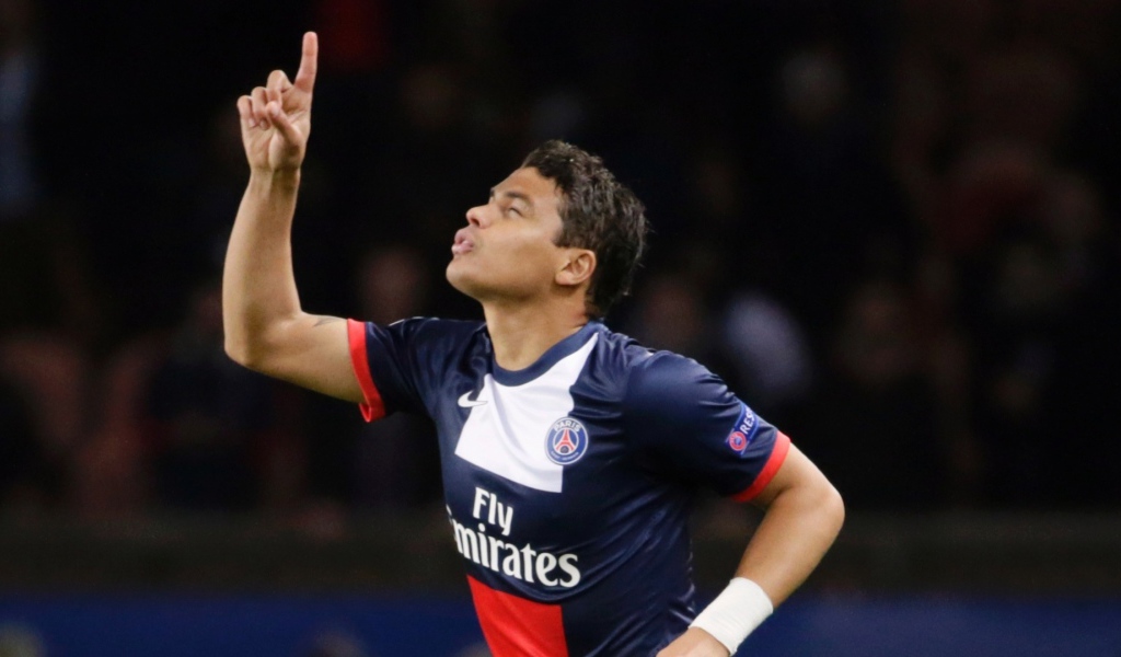  ПСЖ Тиаго Силва танцует танец победы