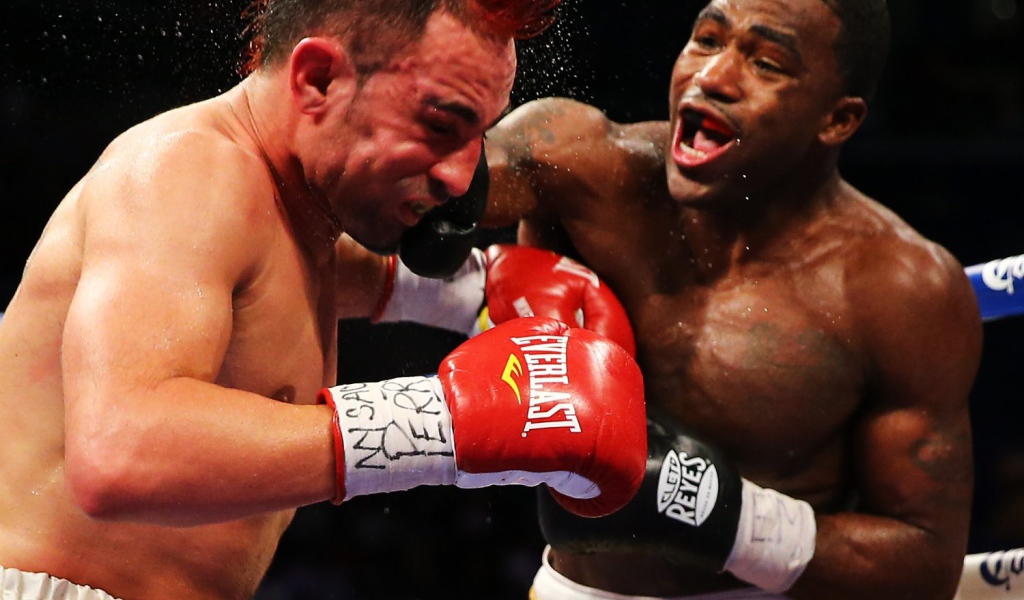 Риддик Боу удивительный удар