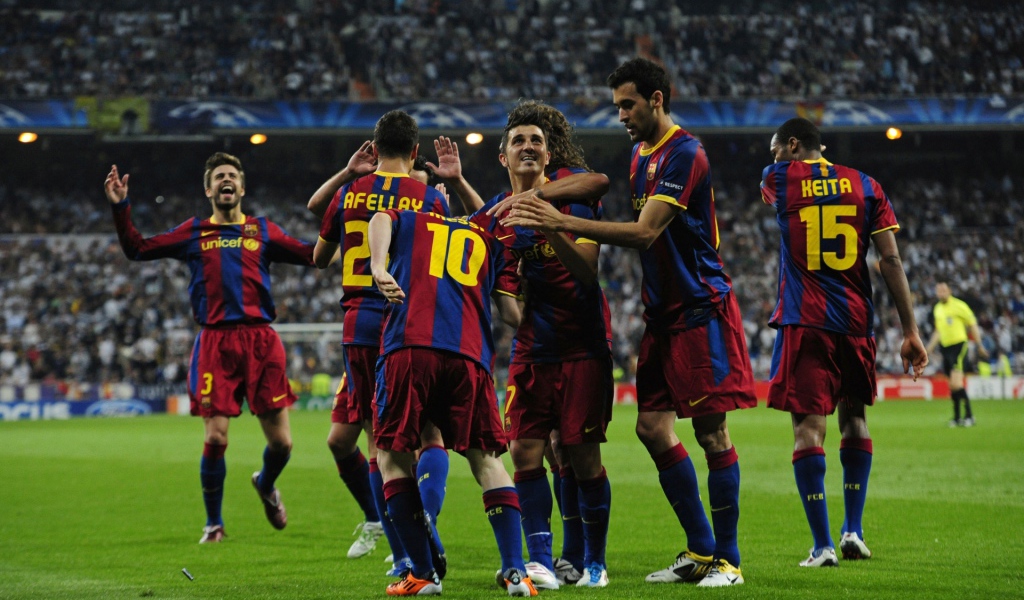 Лучший игрок Барселоны Серхио Бускетс и его команда