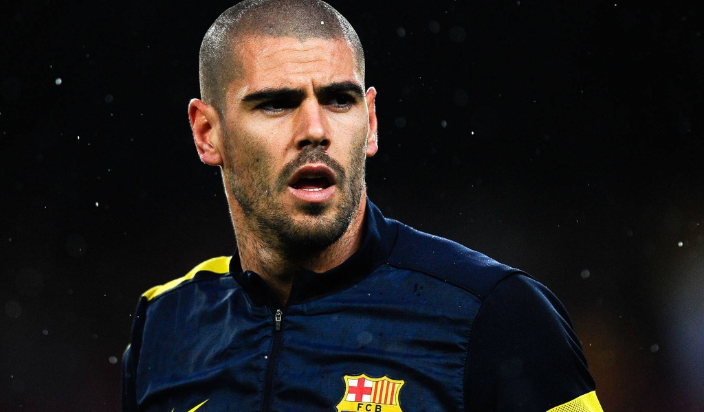 Лучший игрок Барселоны Виктор Вальдес