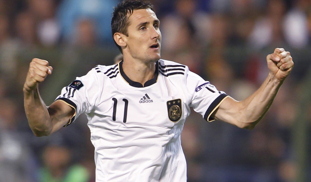 The football player of Lazio Miroslav Klose scored