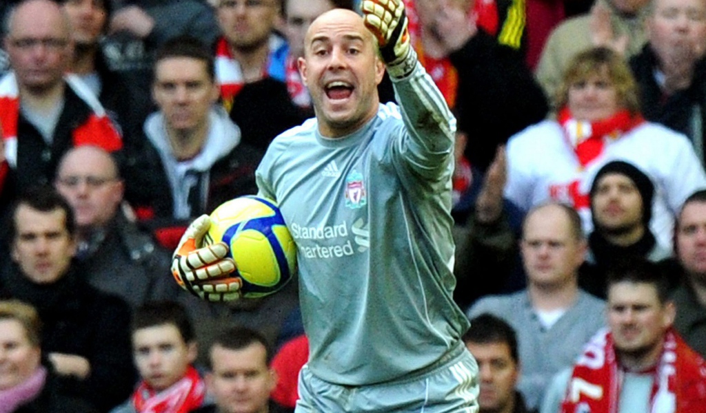 Голкипер Наполи Пепе Рейна