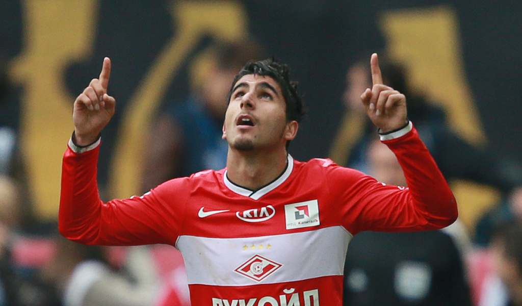 Полузащитник Спартака Дмитрий Комбаров