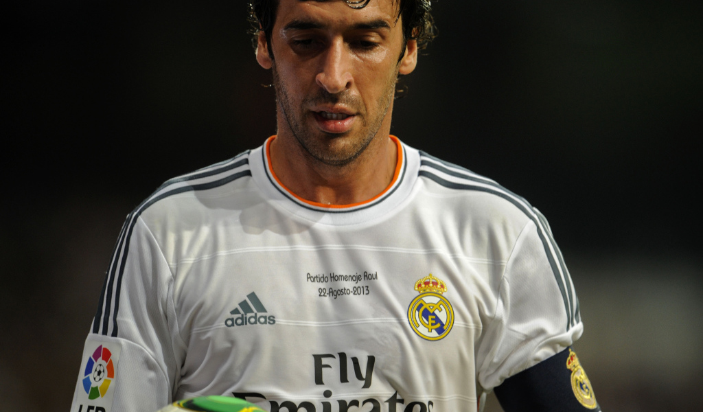 Игрок Аль Садд Рауль Гонсалес