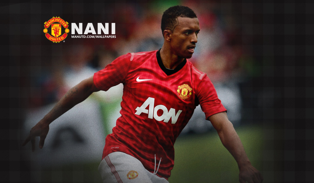  Игрок Манчестер Юнайтед Луиш Нани в темных тонах