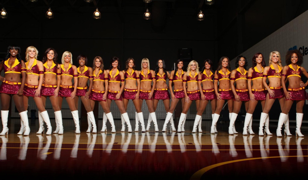 Женская группа поддержки