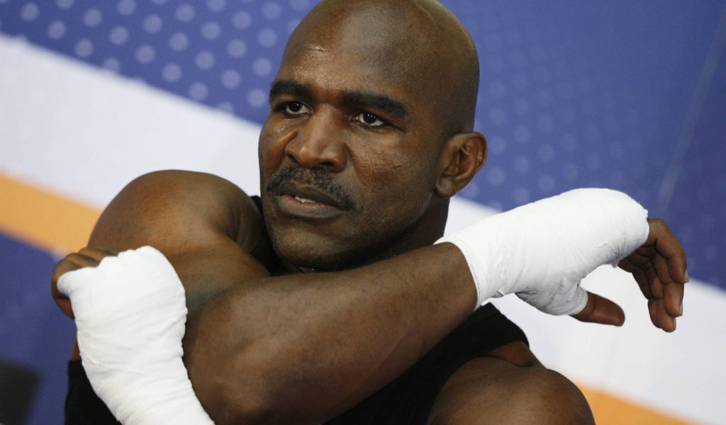 Чемпион мира по боксу Эвандер Холифилд