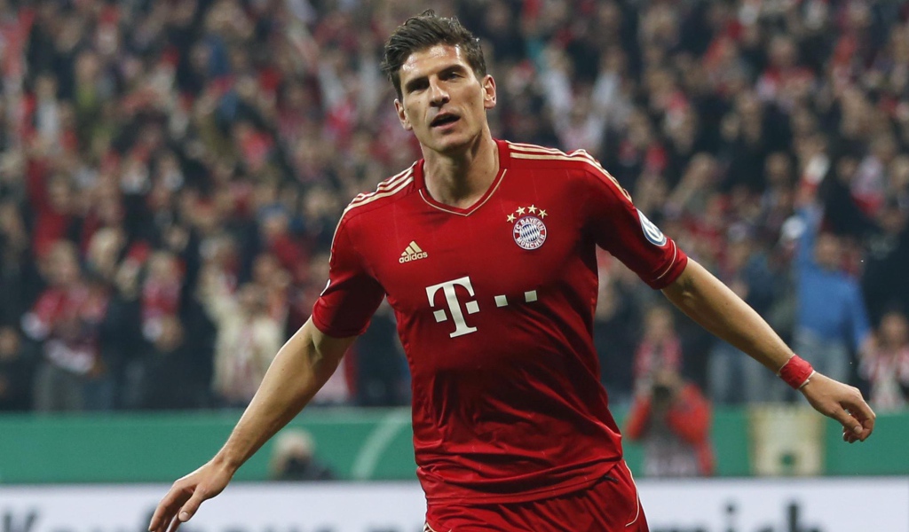 Лучший футболист Фиорентины Марио Гомес