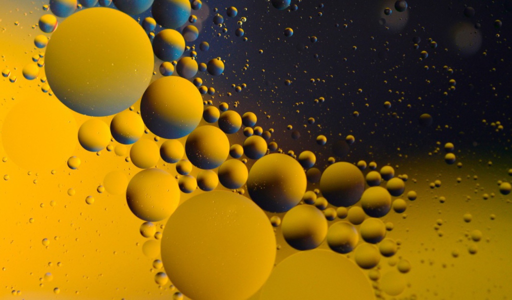 Air bubbles in the oil