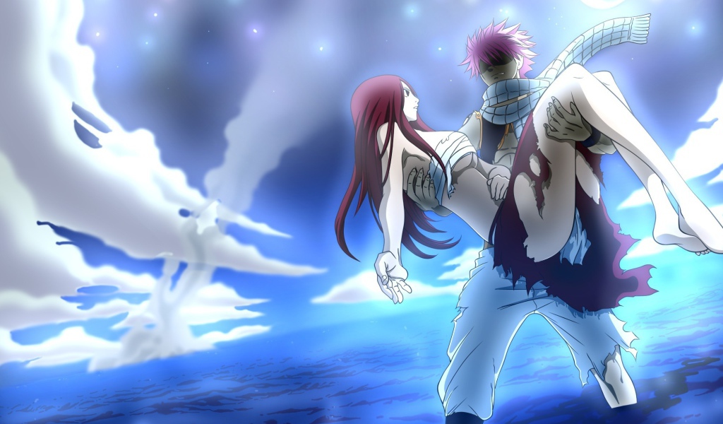 Парень спасает девушку