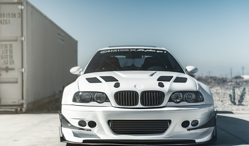 Автомобиль БМВ М-3
