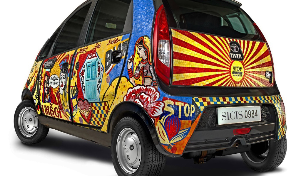 Автомобиль марки Tata Nano 2014