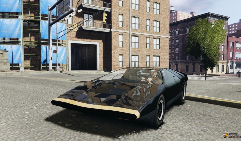 Автомобиль Alfa Romeo carabo на дороге