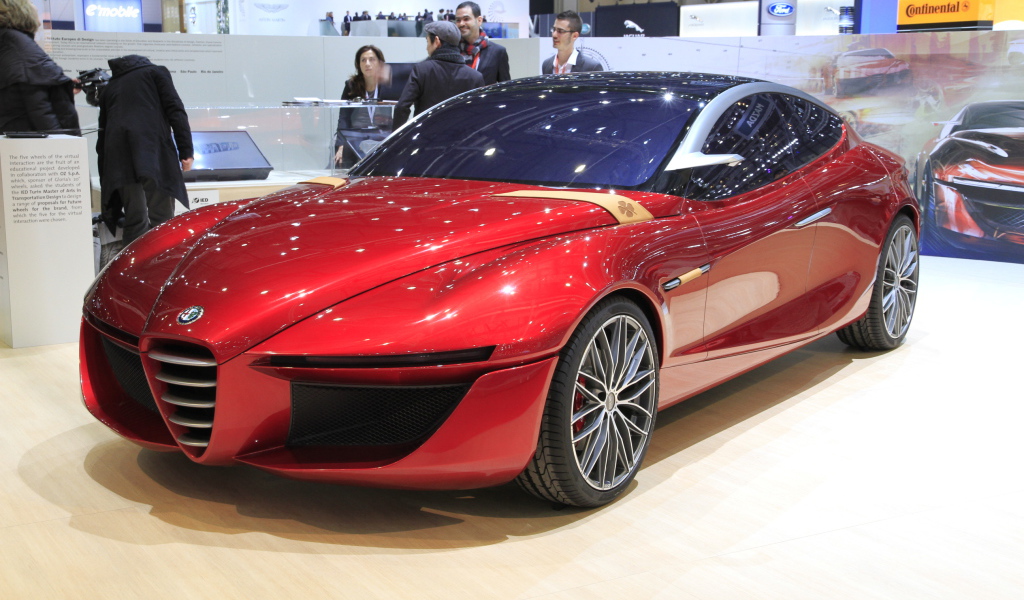 Красивый автомобиль Alfa Romeo gloria