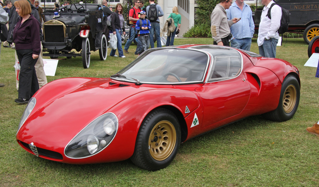 Дизайн автомобиля Alfa Romeo 33