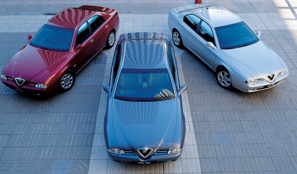 Новая машина Alfa Romeo 166