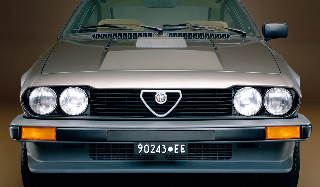 Новый автомобиль Alfa Romeo alfetta