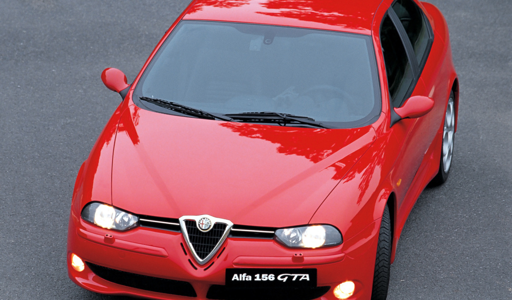 Надежная машина Alfa Romeo 156