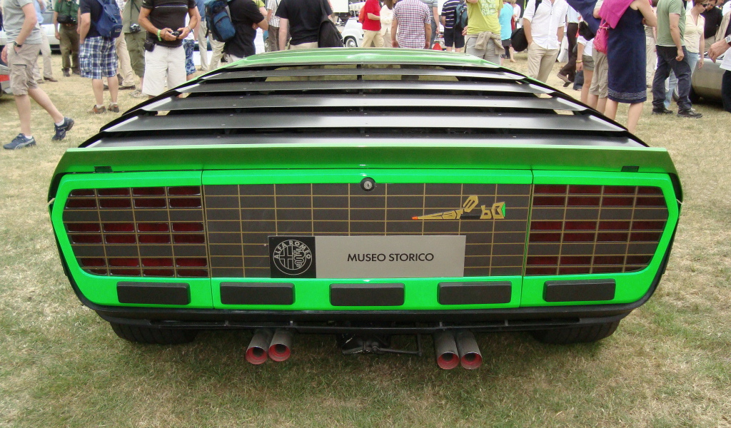 Надежная машина Alfa Romeo carabo