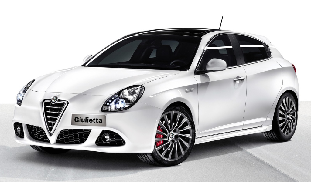 Новая машина Alfa Romeo giulia