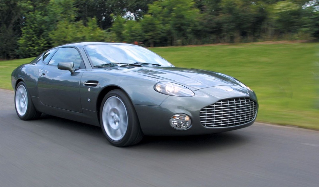 Дизайн автомобиля Aston Martin db7