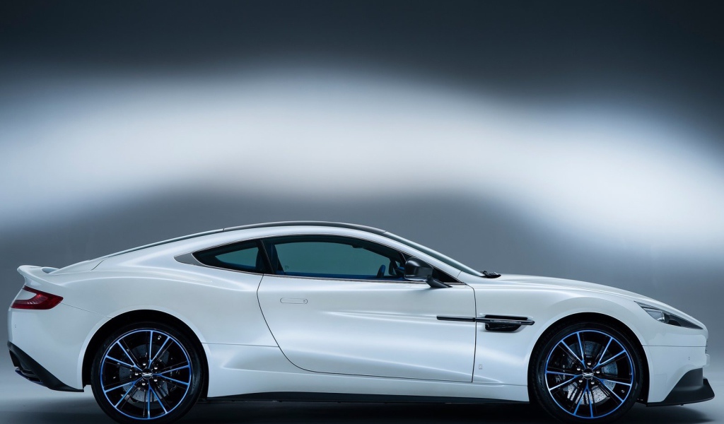 Дизайн автомобиля Aston Martin 2013