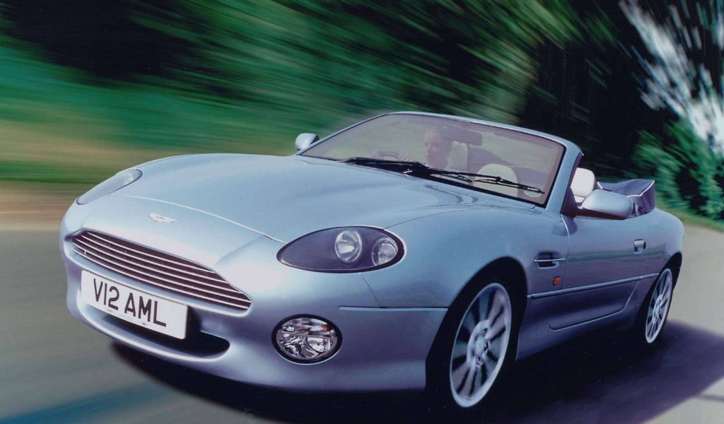 Новая машина Aston Martin db7