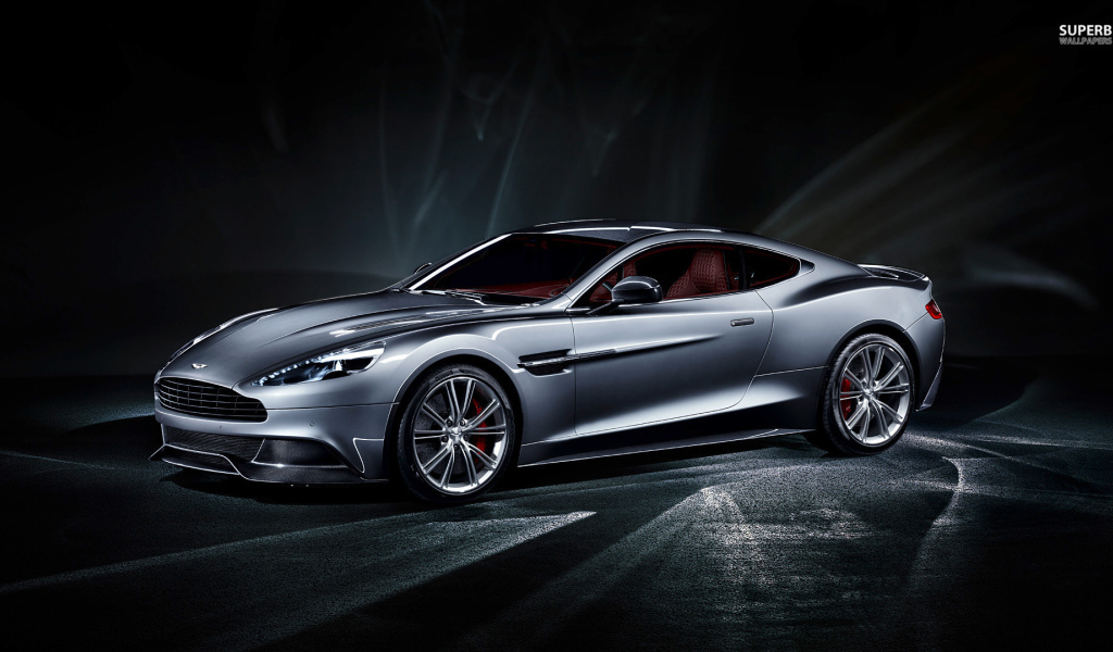 Новый автомобиль Aston Martin 2013