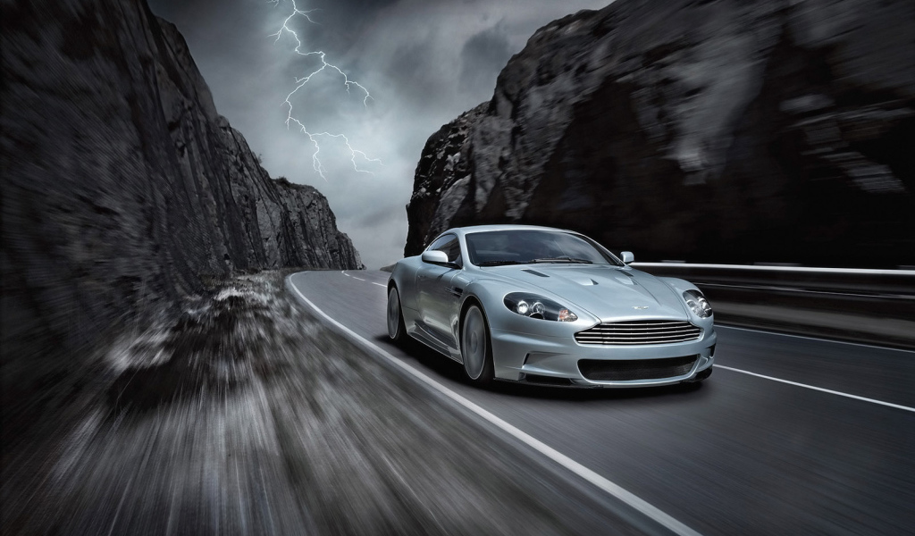 Новый автомобиль Aston Martin volante