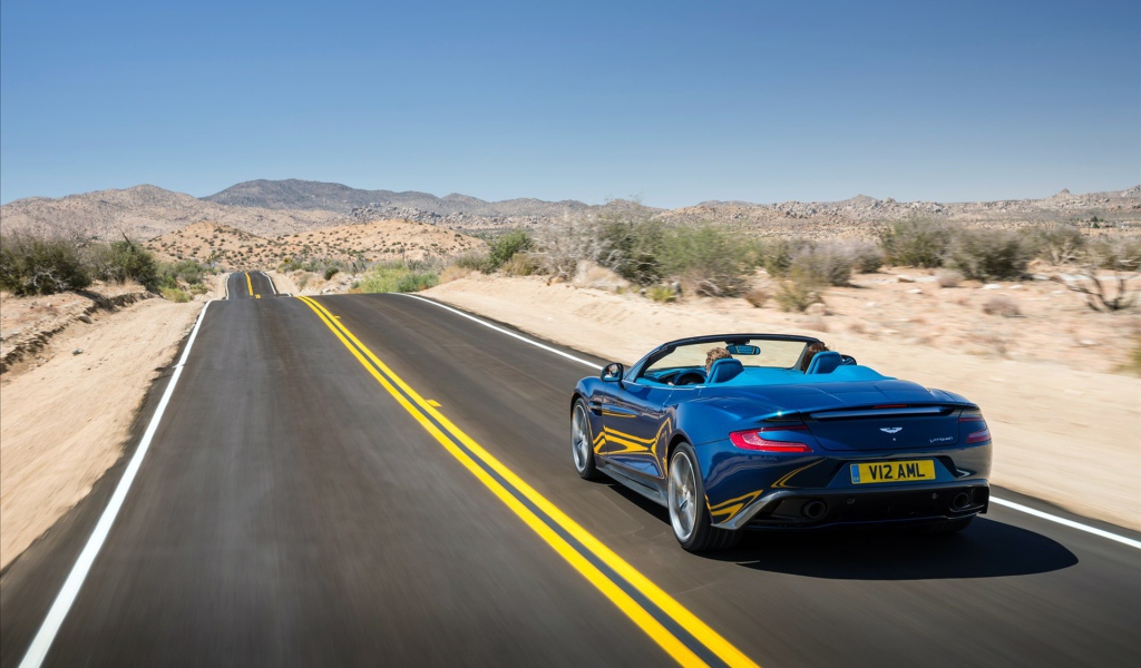 Новая машина Aston Martin volante