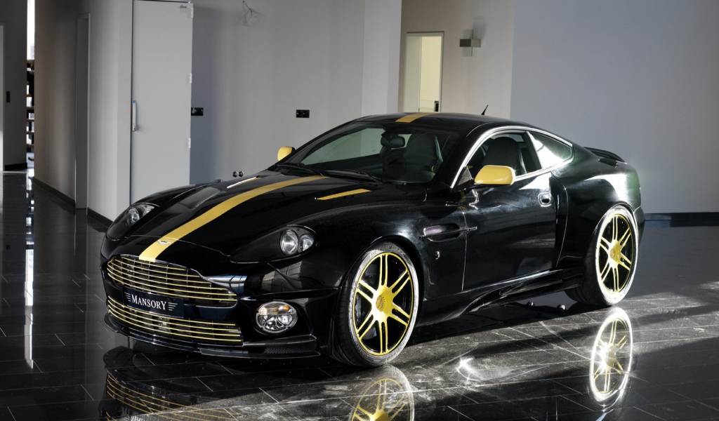 Тест драйв автомобиля Aston Martin mansory