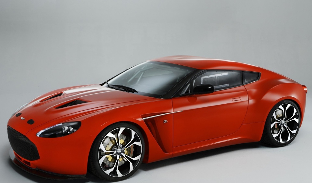 Новая машина Aston Martin zagato