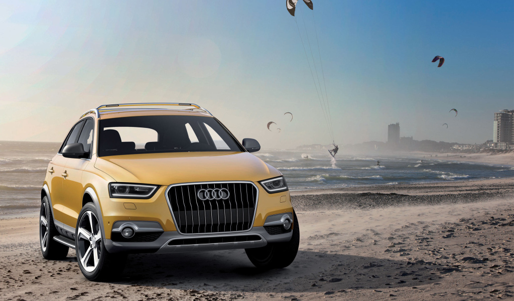 Красивый автомобиль Audi q3 в Москве