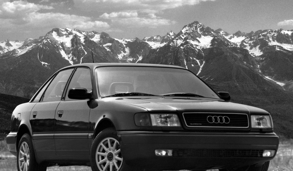 Автомобиль марки Audi модели 100