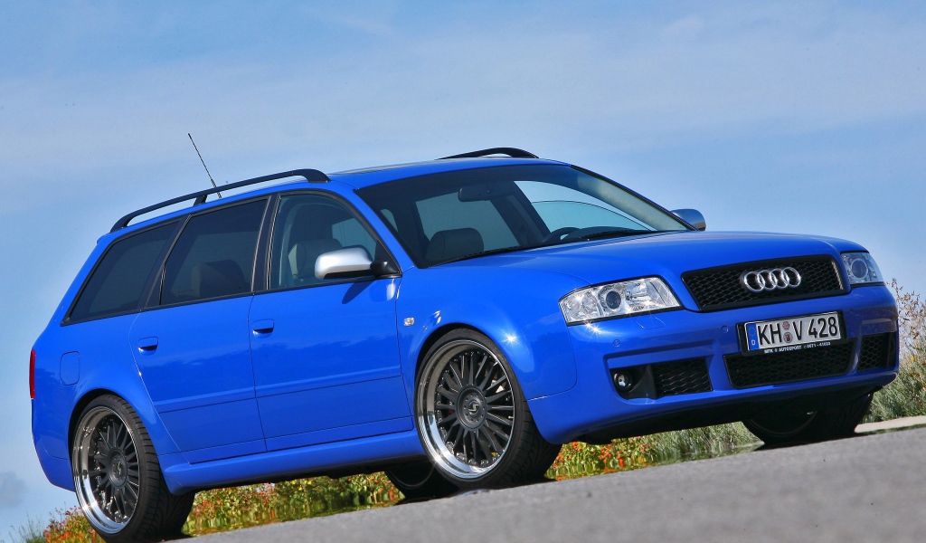 Автомобиль марки Audi модели c5