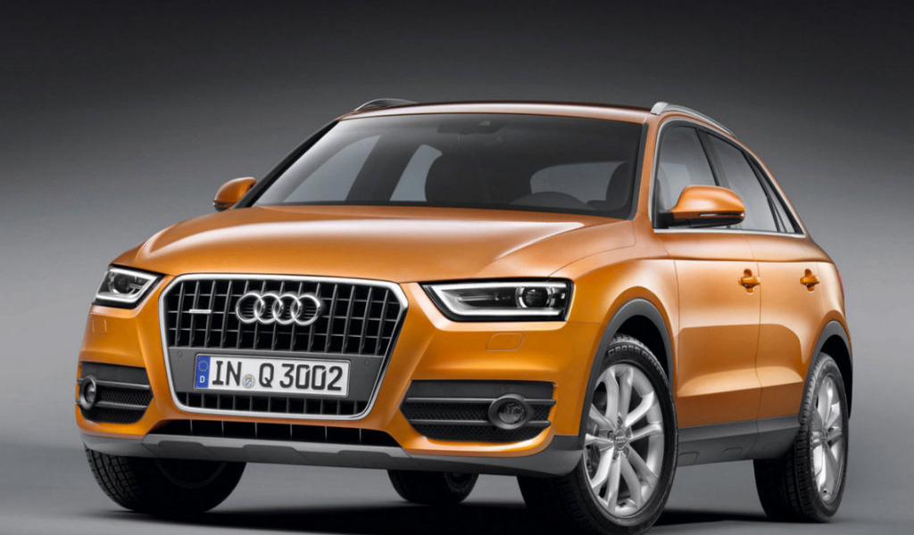 Оранжевый Audi Q3