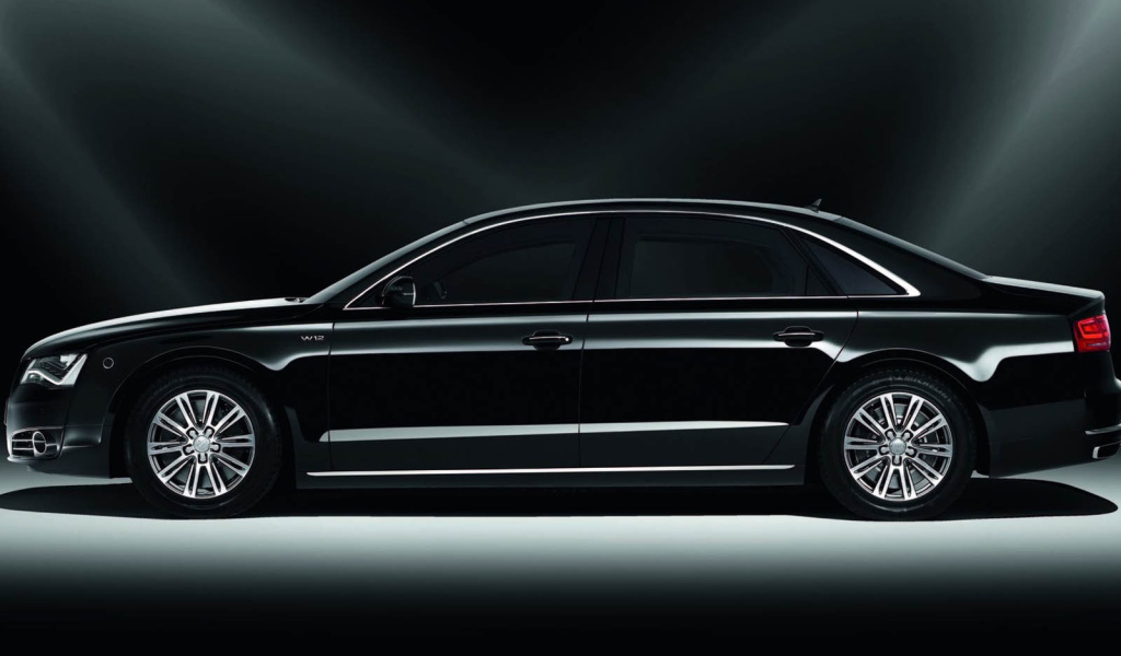 Надежная машина Audi a8