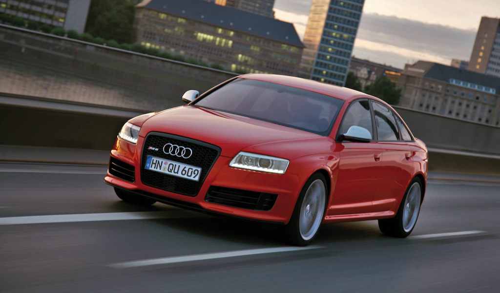 Надежный автомобиль Audi rs6