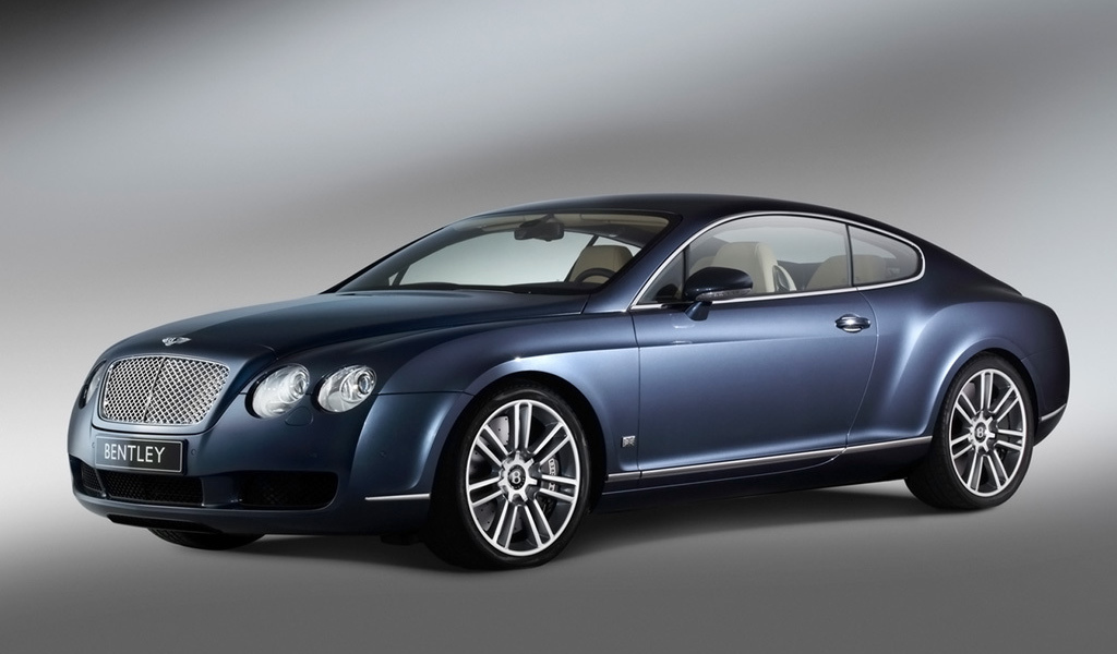 Синий Bentley Continental GT