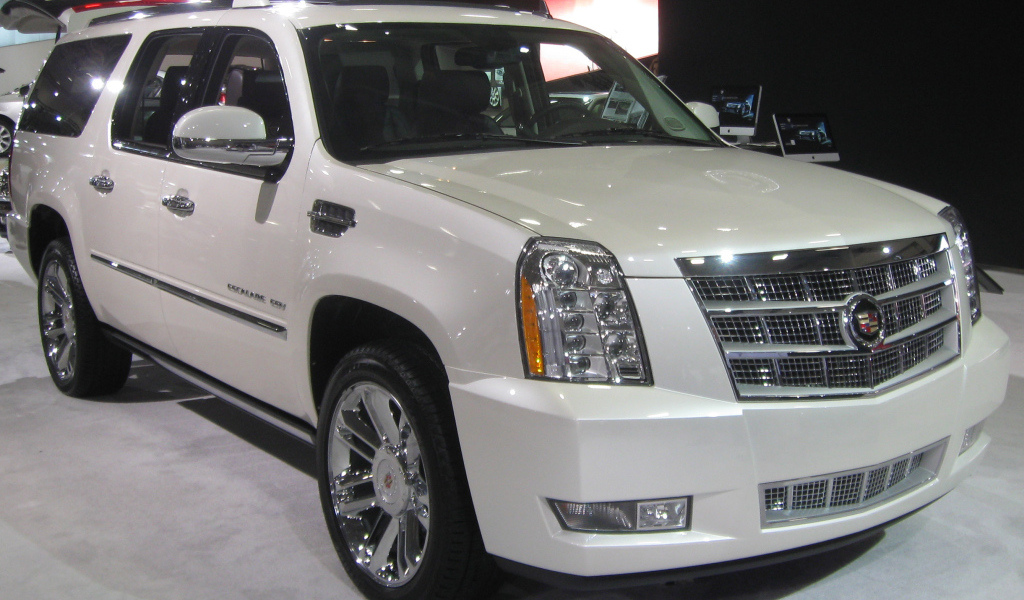 Великолепный Cadillac Escalade 2014