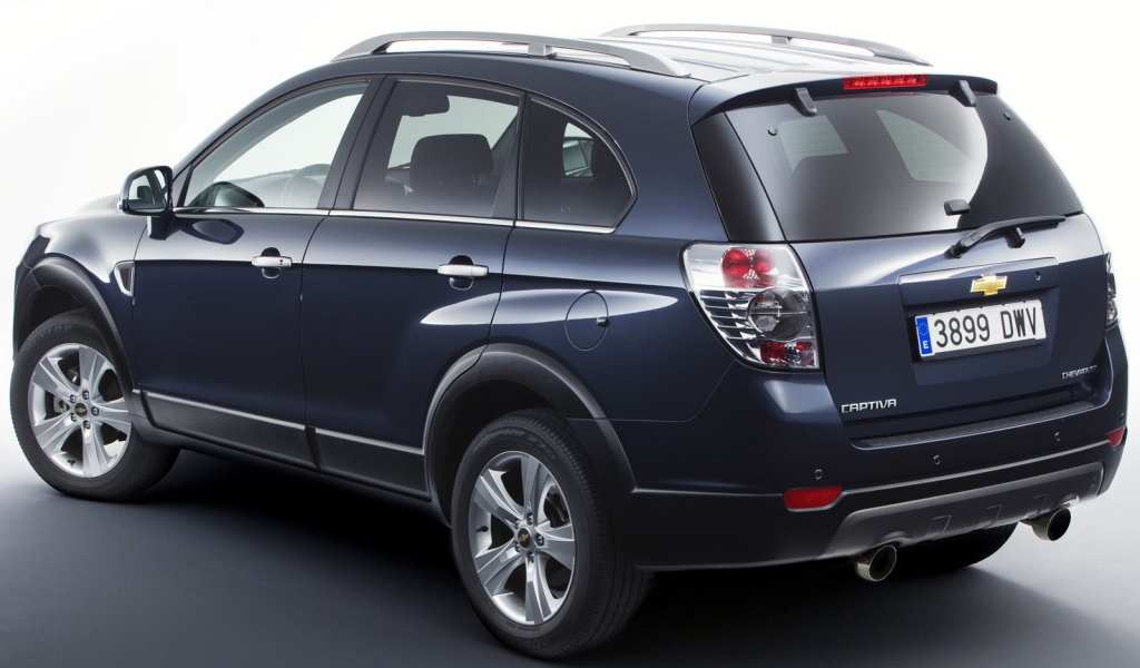Надежная машина Chevrolet Captiva 2014