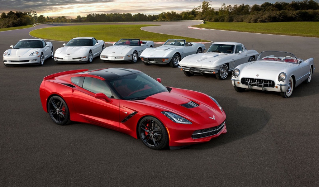 Надежный автомобиль Chevrolet Corvette 2014 года
