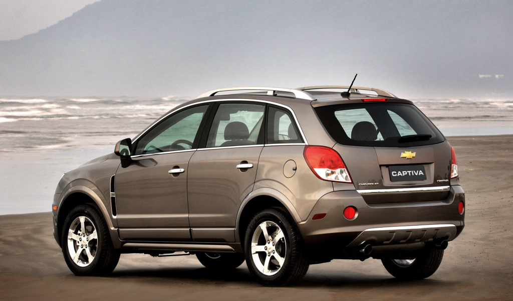 Тест драйв автомобиля Chevrolet Captiva 2014