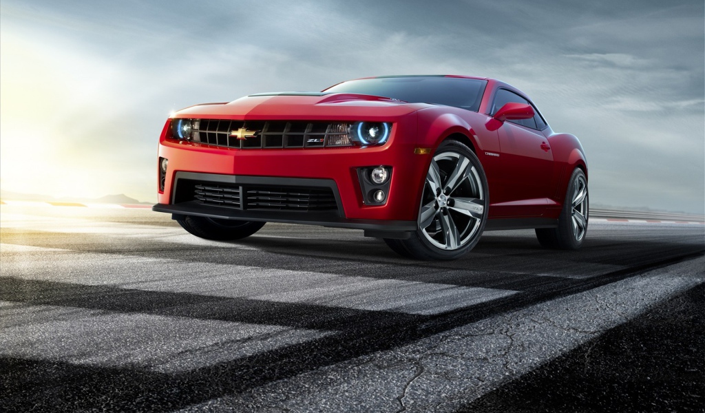 Красный Chevrolet Camaro ZL1