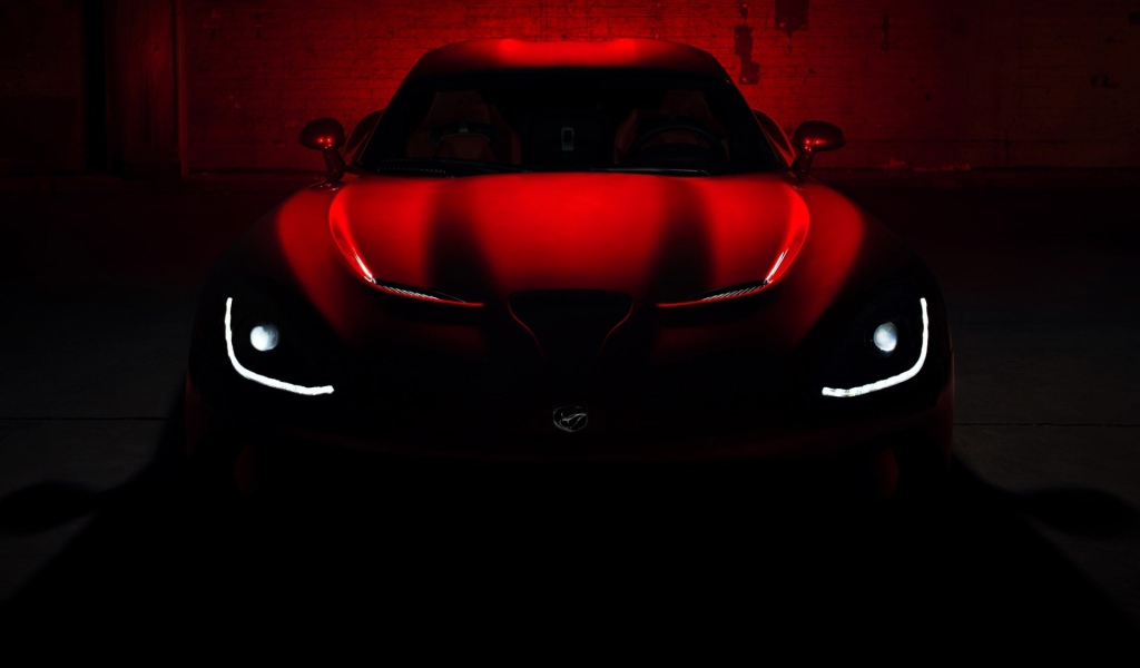 Перед Додж вайпер