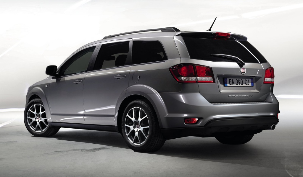 Новый автомобиль Fiat Freemont