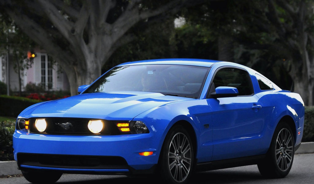 Дизайн автомобиля Ford Mustang 2014 года